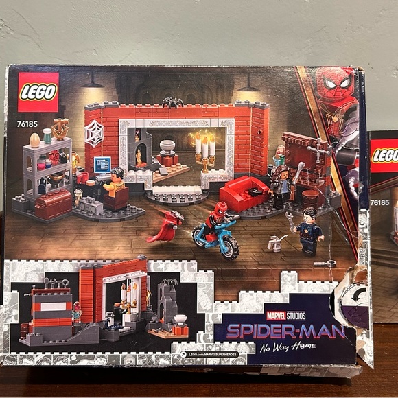 Lego Marvel Spider-Man at the Sanctum Workshop (76185) Includes Box & Manual. - Picture 3 of 11